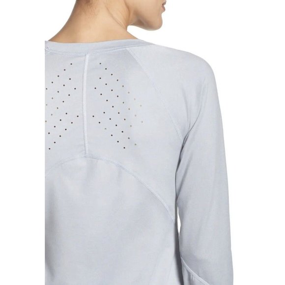 Zella Leia Run Long Sleeve Tee Shirt Top Gray Ventilated Reflective XL - Picture 3 of 10